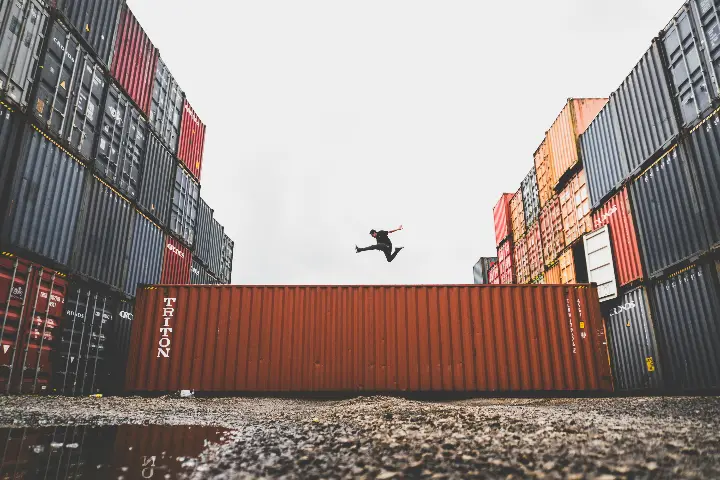 Container Transport in Dallas, TX by Towvana