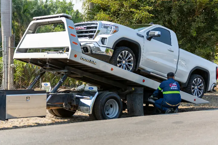 Towvana tow truck on a Dallas street
